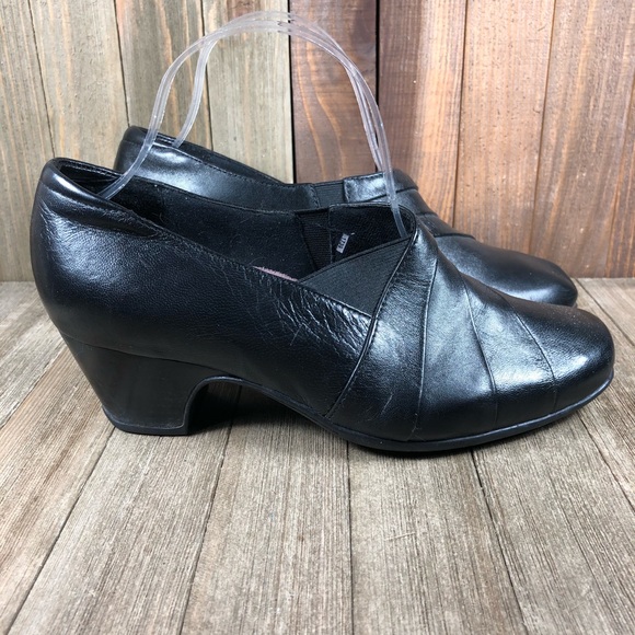 clarks free tempo